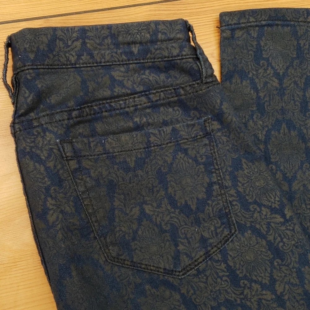 Cache Gold Damask Print Jeans Size 4